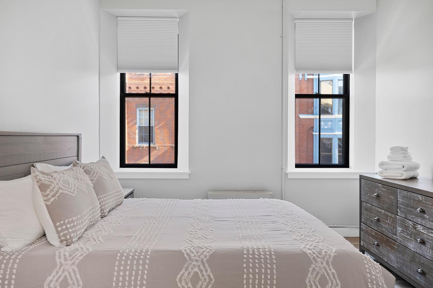 Modern Remodeled Loft In Portlands Iconic Old Port 아파트 외부 사진